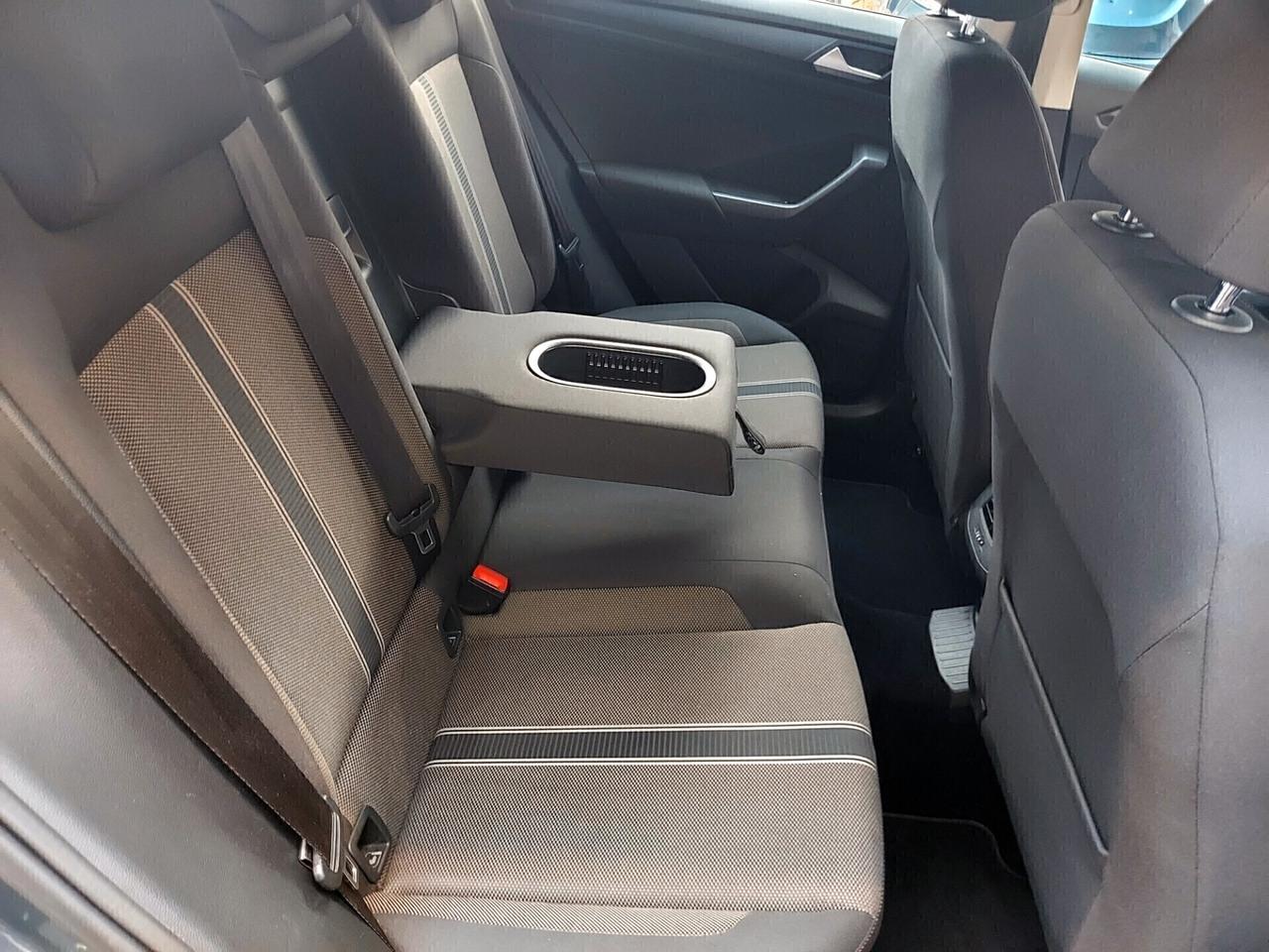 Volkswagen T-Roc 2.0 TDI SCR BUSINESS