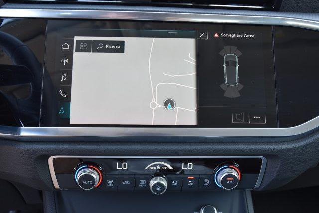 AUDI Q3 35 TDI quattro S tronic Business