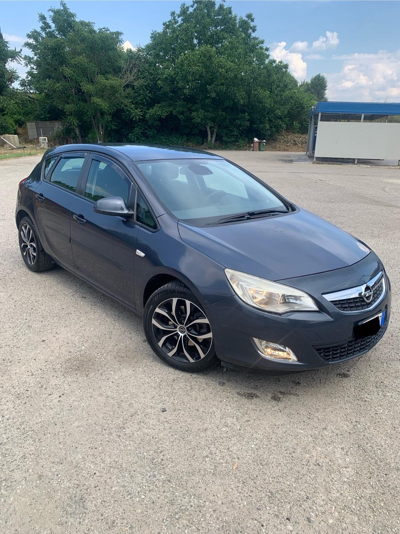 Opel Astra 1.7 CDTI 110CV 5P Cosmo 150000KM