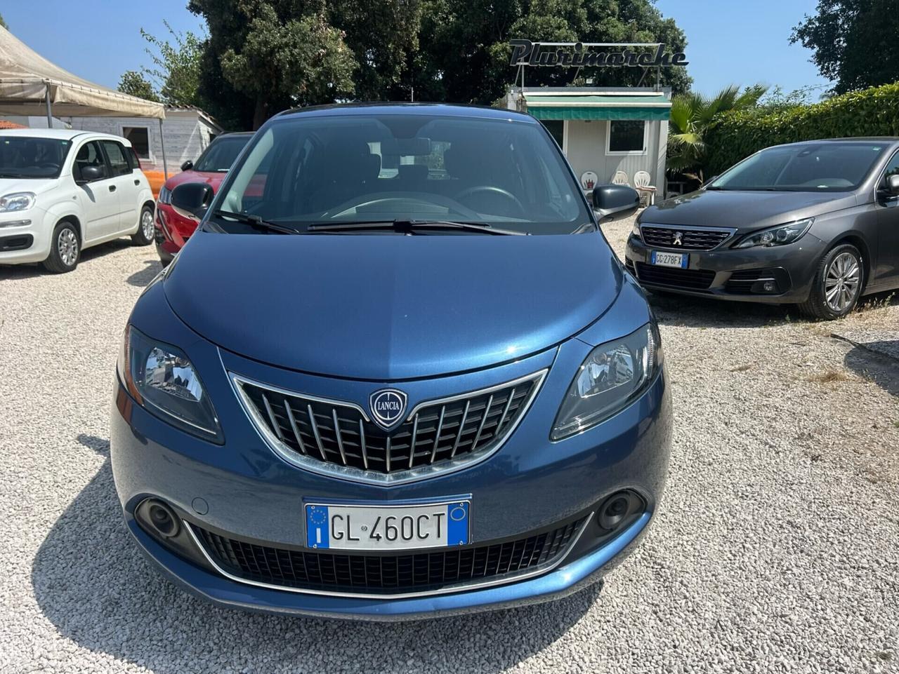 Lancia Ypsilon 1.0 FireFly 5 porte S&S Hybrid Silver