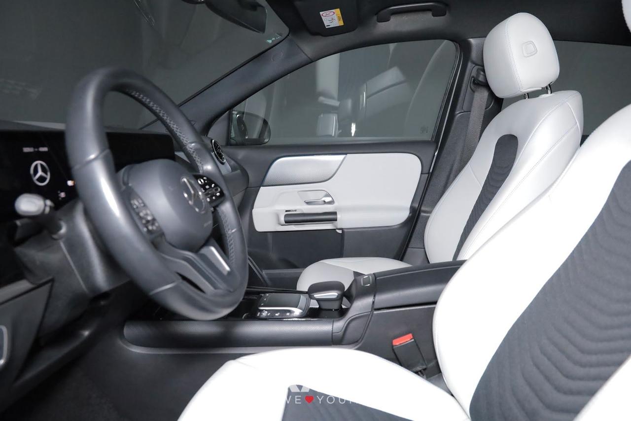 Mercedes-Benz GLA 250 e 1.3 Phev (eq-power) Business Extra Auto