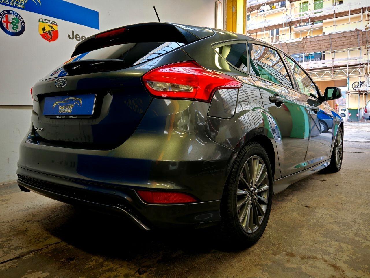 Ford Focus 1.5 TDCi ST-Line 120cv Euro 6B