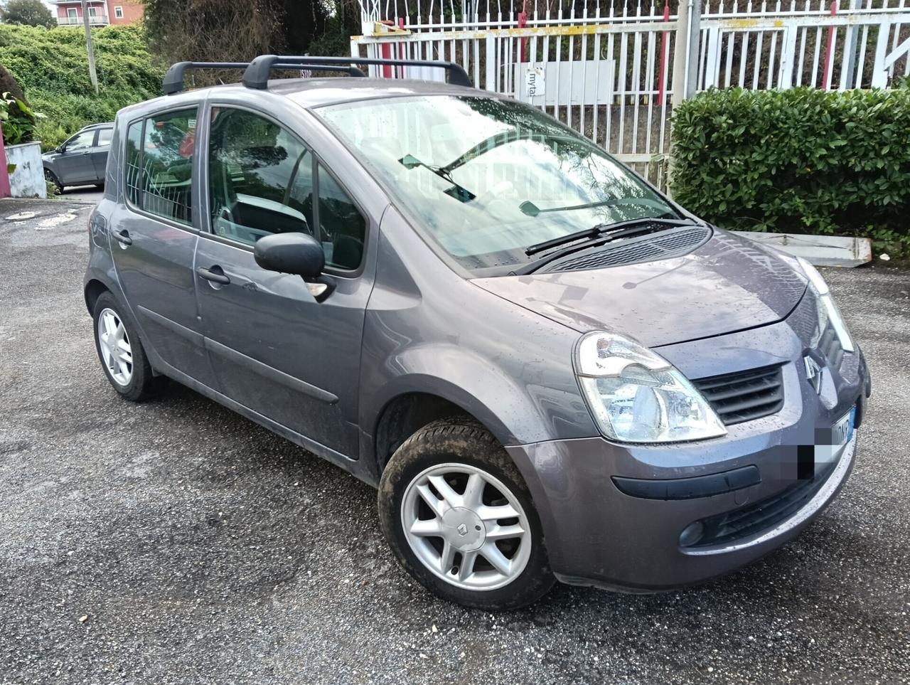 Renault Modus 1.5 dCi 85CV /Automatica