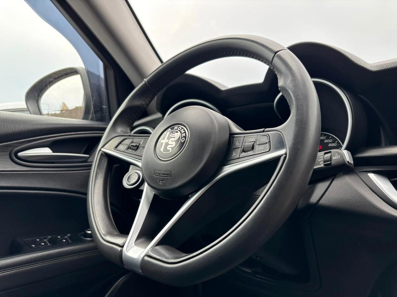 Alfa Romeo Stelvio 2.2 210 CV