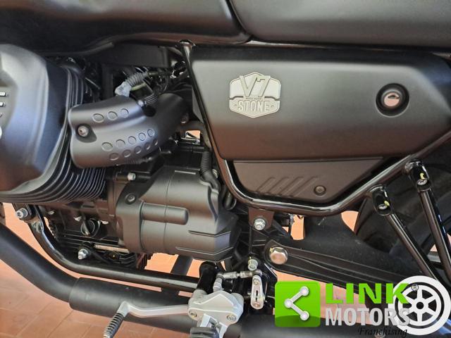 MOTO GUZZI V7 IV STONE