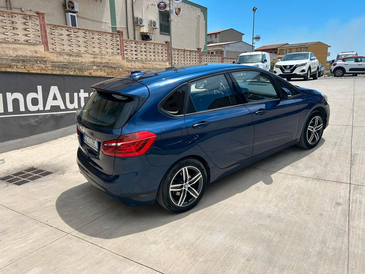 Bmw 2er Active Tourer 218d Active Tourer Advantage