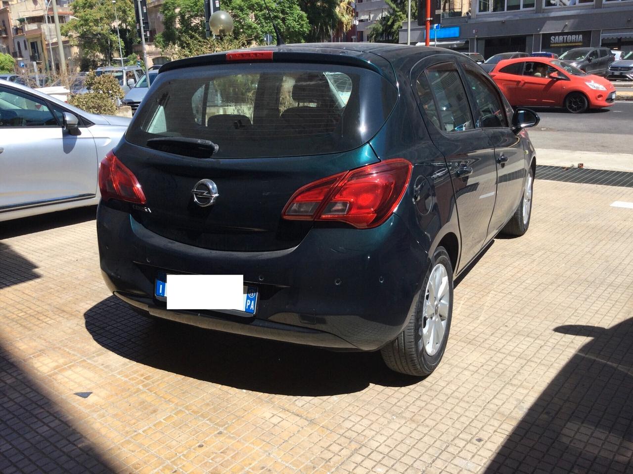 Opel Corsa 1.4 90CV GPL Tech 5 porte Cosmo