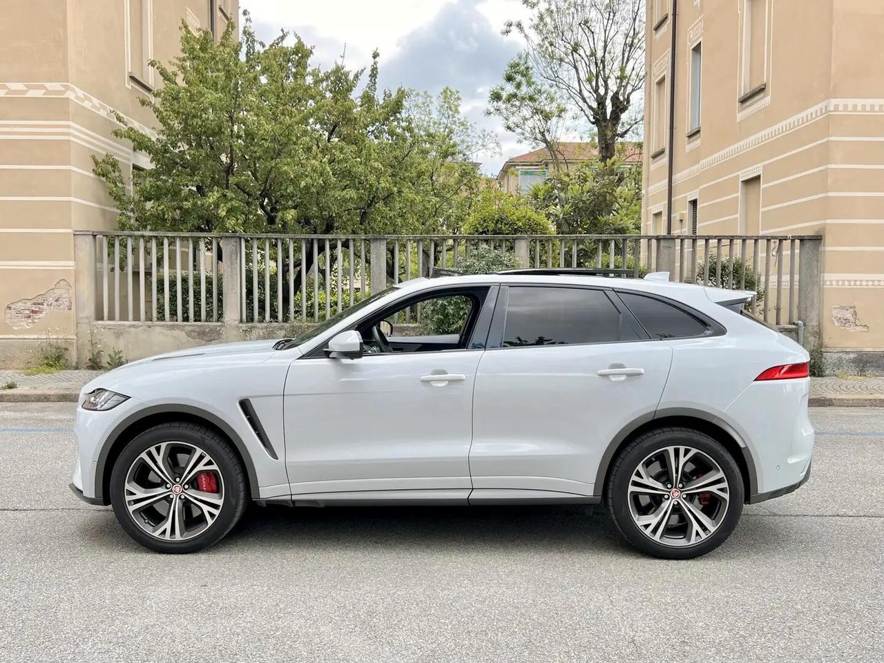 Jaguar F-Pace SVR 5.0 V8 SuperCharged 550cv aut.8 E6 AWD