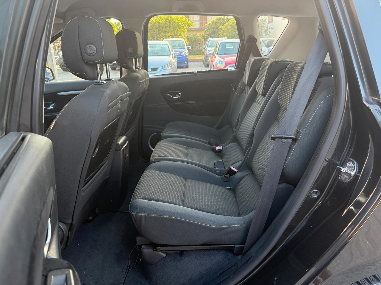 Renault Scenic X-Mod 1.9 dCi 130CV Dynamique