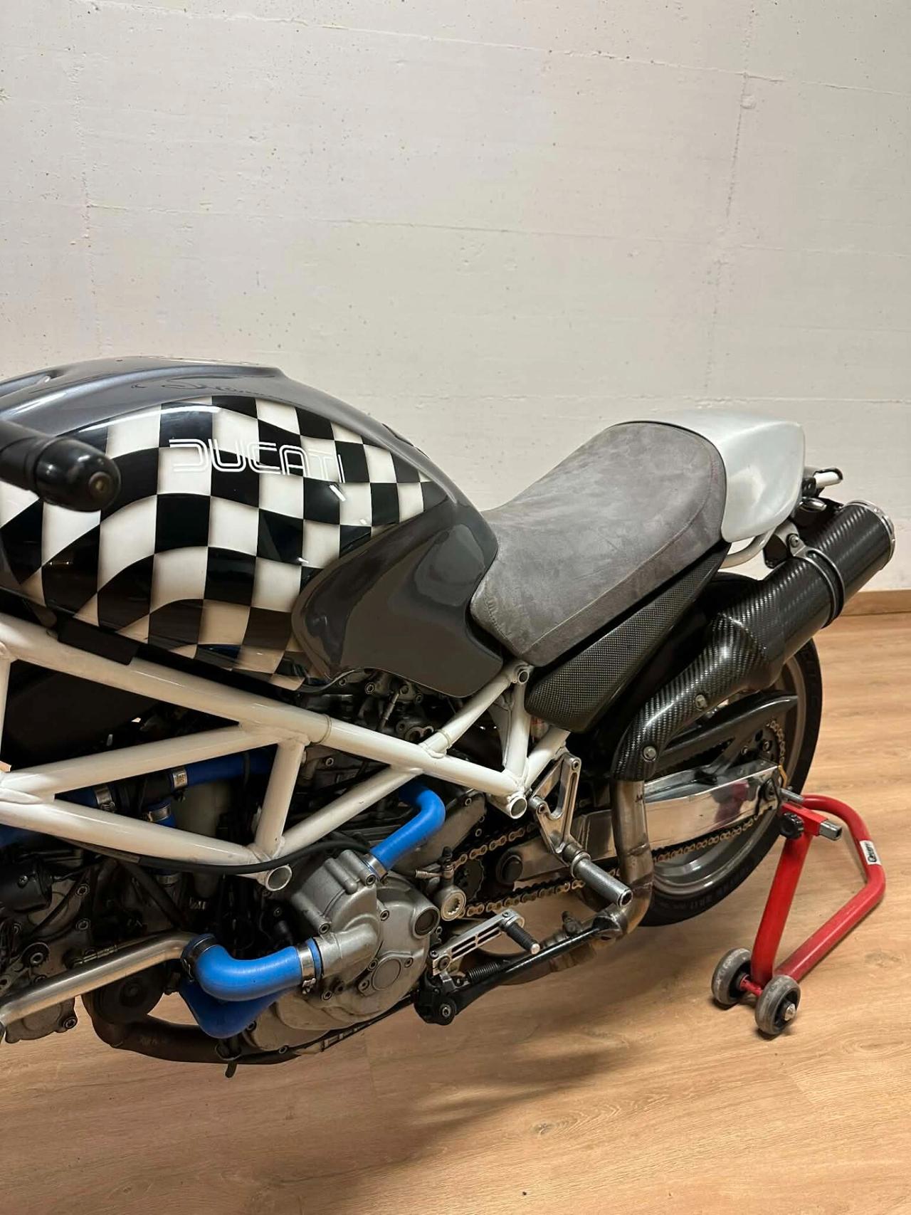 Ducati Monster S4 senna