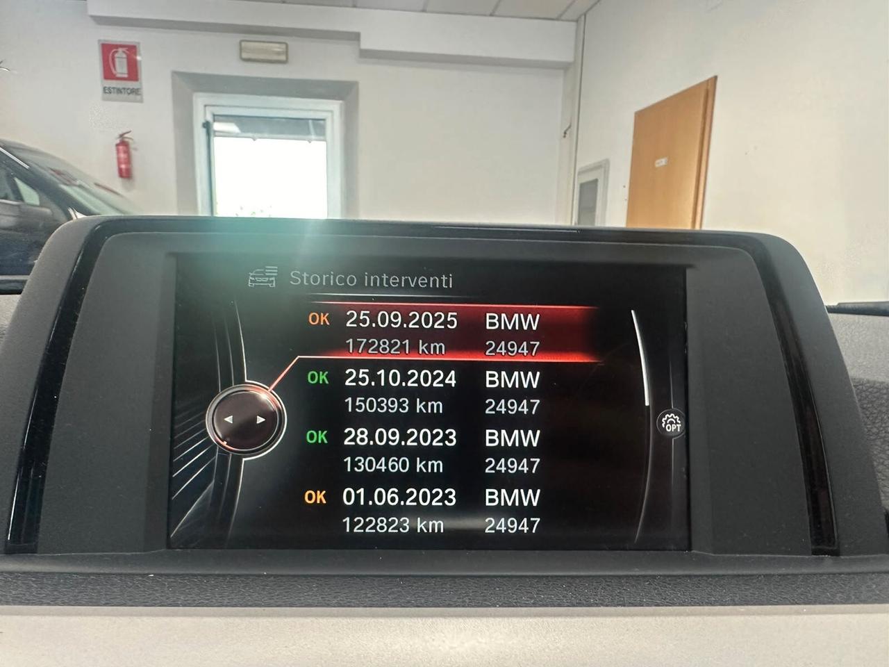 Bmw 320d xDrive Touring Business Advantage