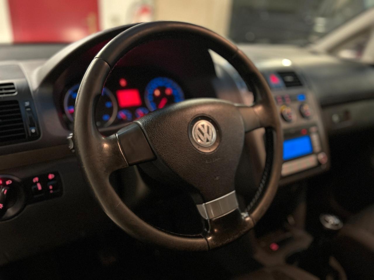 Volkswagen Touran TrendLine 1.9 TDI 7posti-DETTAGLI IN DESCRIZIONE