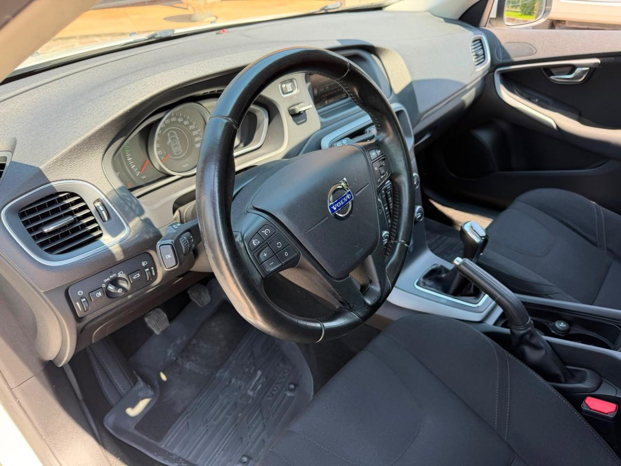 Volvo V40 D2 1.6 Summum neopatentati