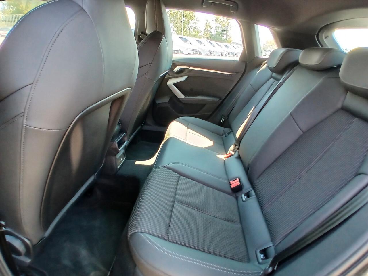 Audi A3 SPB 35 TDI Stronic Sline edition