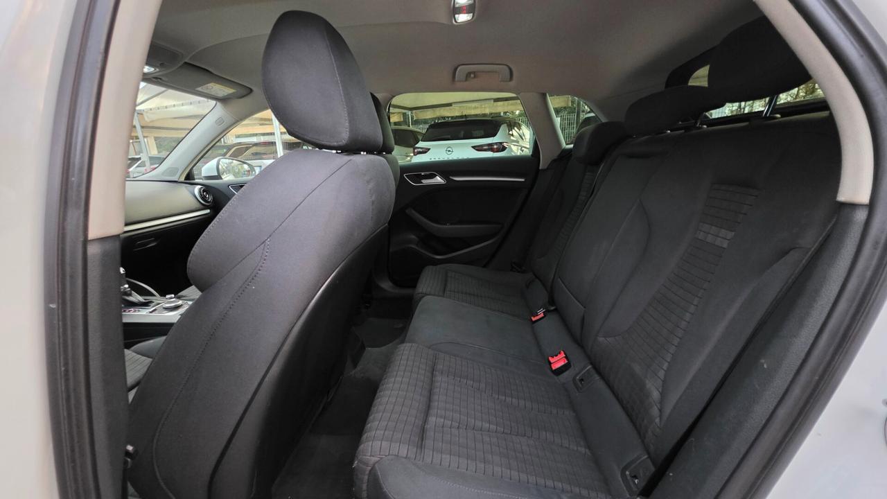 Audi A3 SPB S-Line 2.0 TDI S tronic