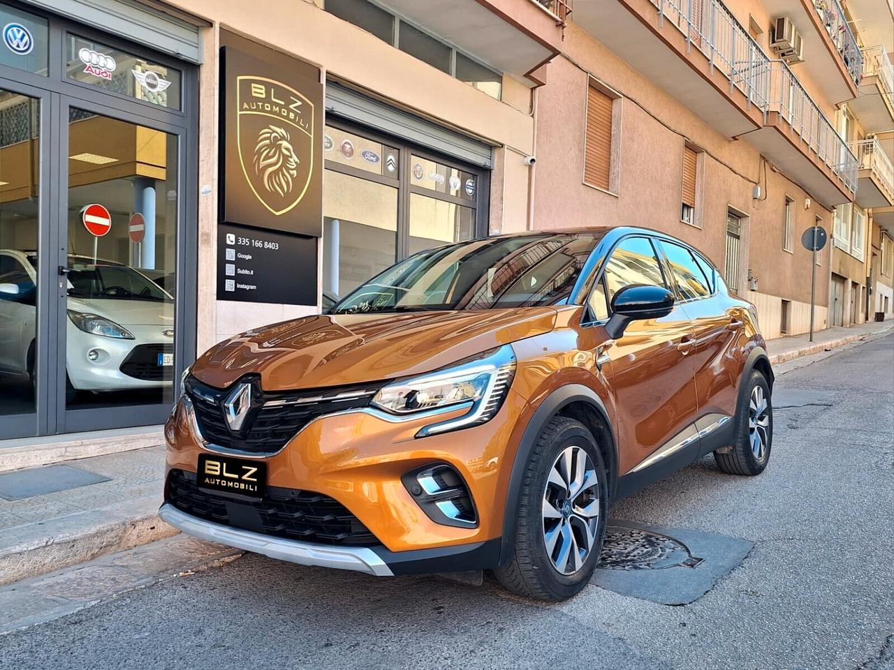 Renault Captur Plug-in Hybrid E-Tech 160 CV Initiale Paris