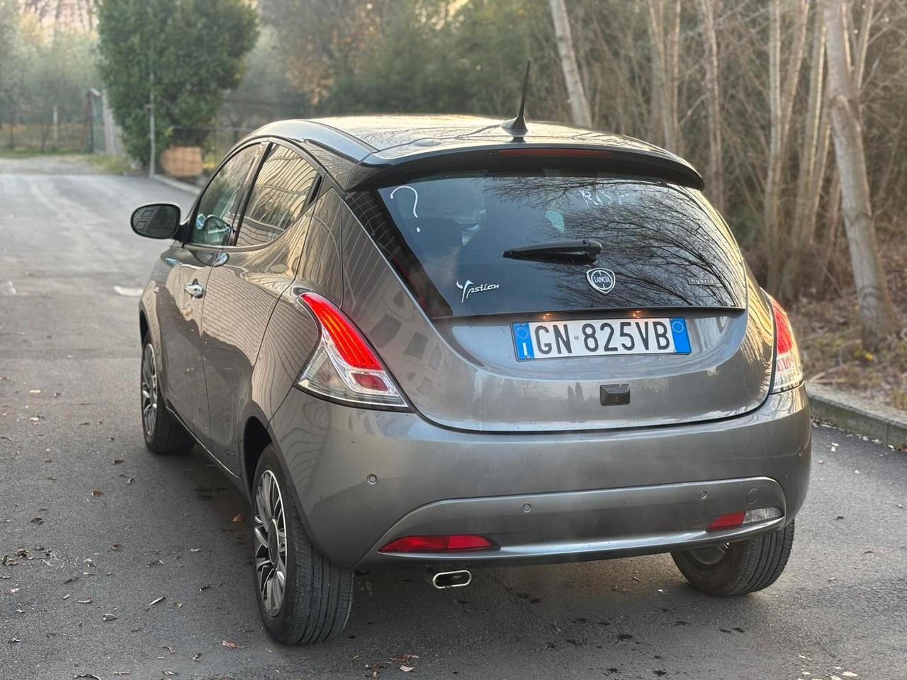 Lancia Ypsilon 1.0 FireFly 5 porte S&S Hybrid Gold Plus
