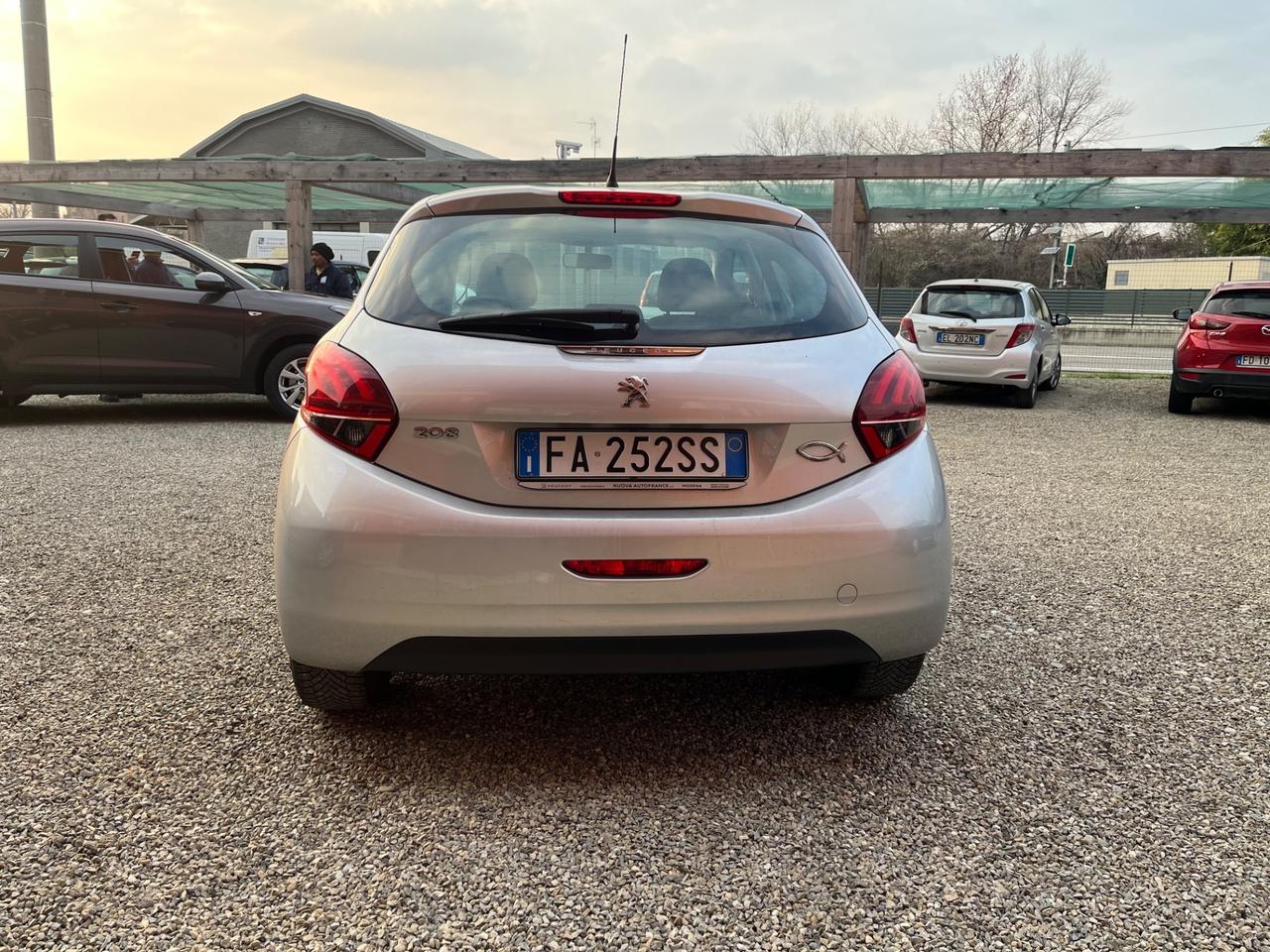 Peugeot 208 1.2 benzina 5 porte Allure