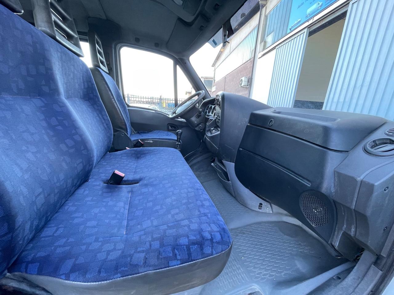 Iveco Daily 35C15 3.0 Hpi PL-RG Cabinato