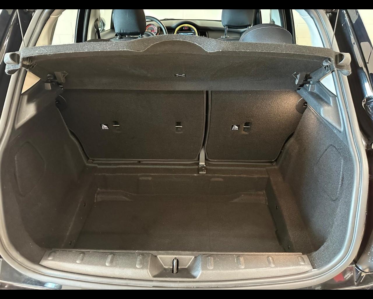 MINI Mini 5 porte (F55) - Mini 1.5 One 75 CV 5 porte