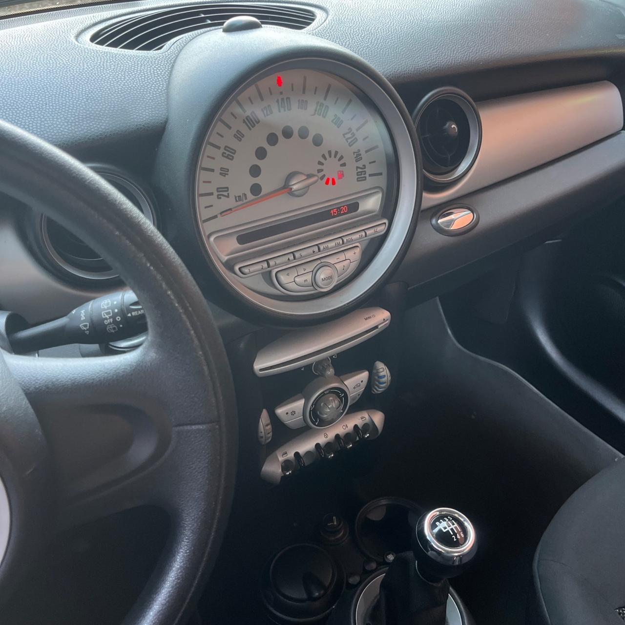 Mini 1.6 16V One (55kW) GPL