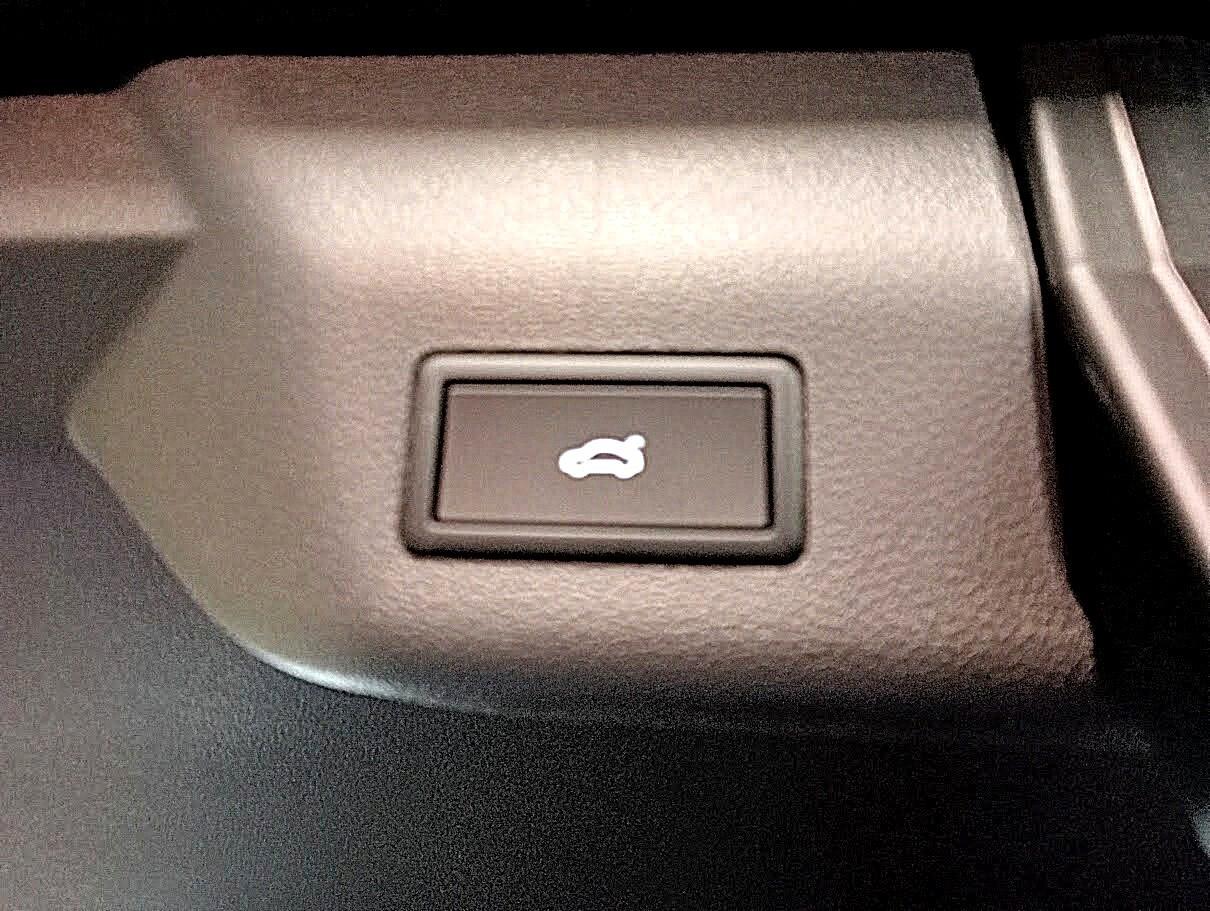 Volkswagen T7 Multivan 1.5 245cv PHEV 4MOTION 4X4 LIFE 7P PRONTA CONS