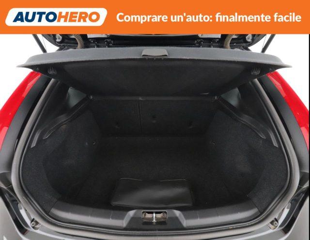 VOLVO V40 D2 1.6 Momentum