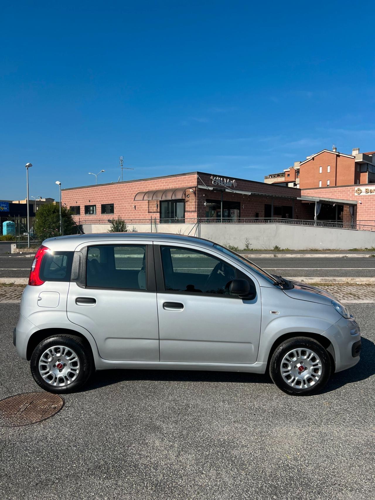 Fiat Panda 1.2 Easy SOLO 18.500 km! Neopatentati
