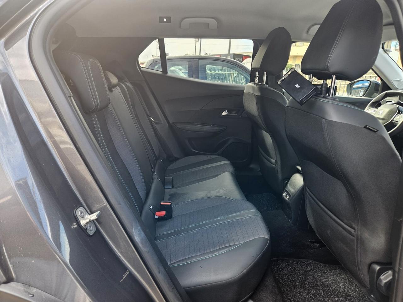 Peugeot 2008 BlueHDi 130 S&S EAT8 GT Pack