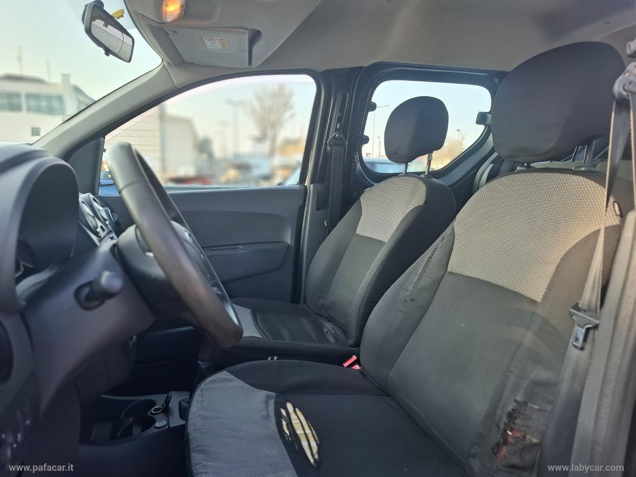 DACIA Dokker 1.6 8V 100 CV S&S SS GPL Lauréate Family