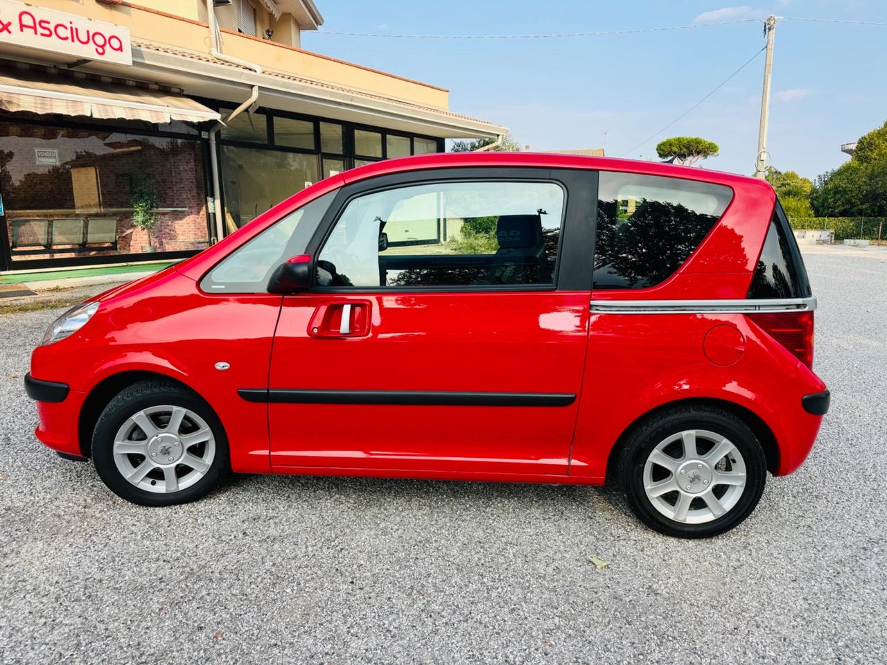 Peugeot 1007 1.4 Happy 82.000 km!!