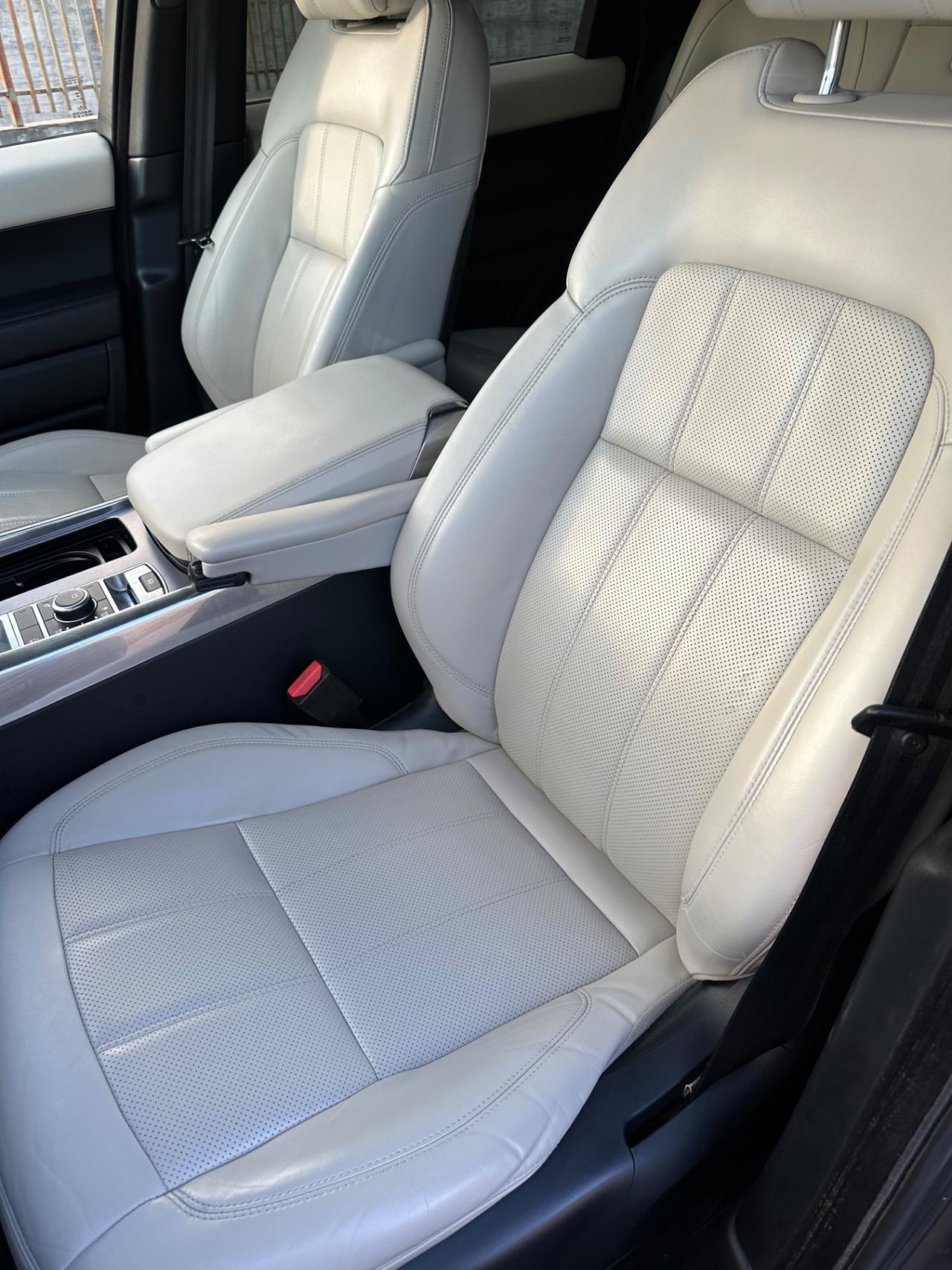 Range Rover Sport Sport 3.0 SDV6 249 CV HSE Dynamic IVA ESPOSTA