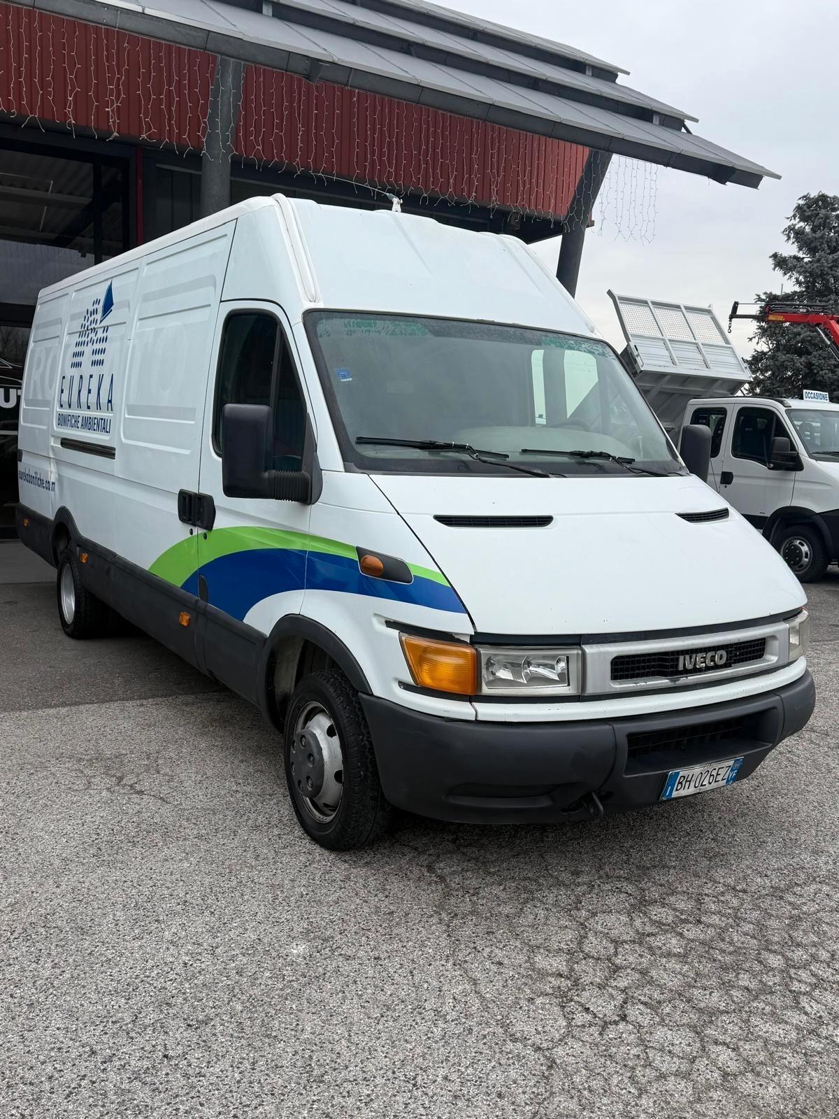 Iveco Daily 2.8 TDI Daily 35C13 PASSO LUNGO