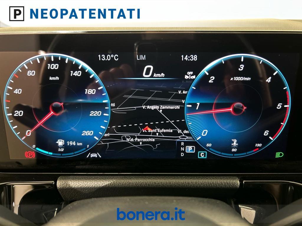 Mercedes GLA 180 180 D Premium 8G-DCT