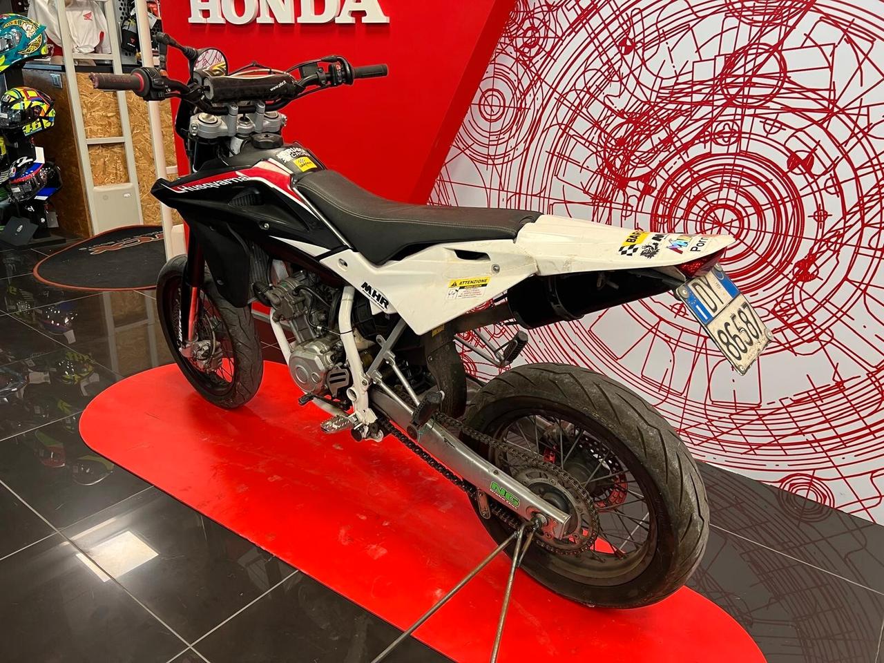 Husqvarna SM 125 Husqvarna SM 125 4T