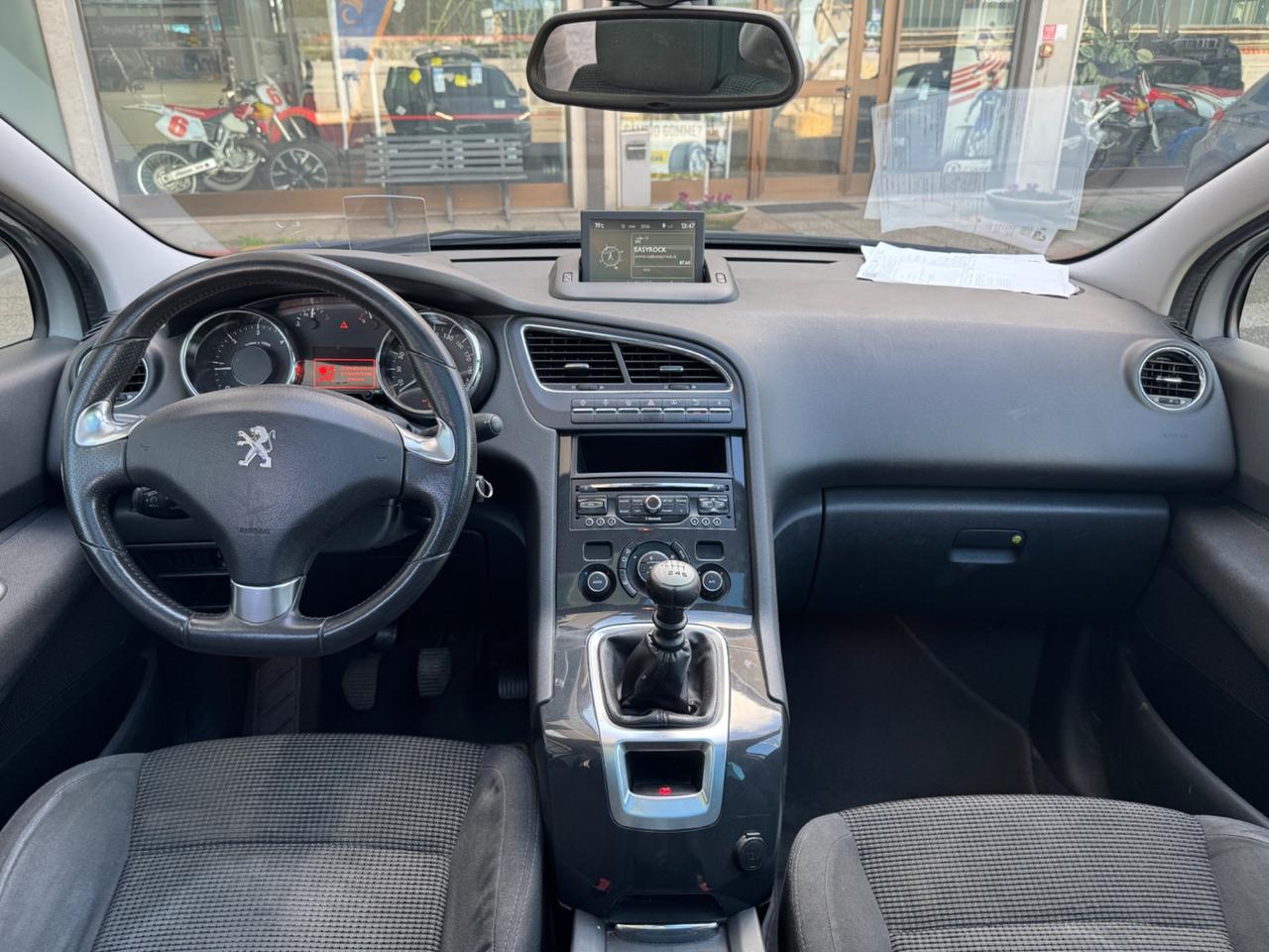 Peugeot 5008 BlueHDi 120 Allure 2016