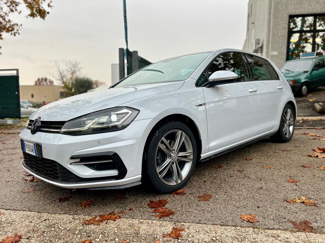 Volkswagen Golf 1.6 TDI 115 CV 5p. Highline BlueMotion Technology - Pack Rline