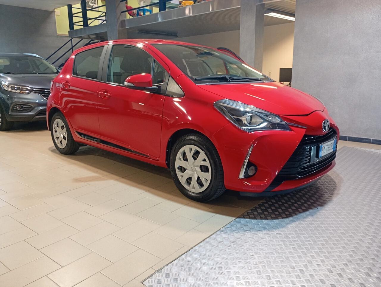 Toyota Yaris 1.0 72 CV 5 porte Active