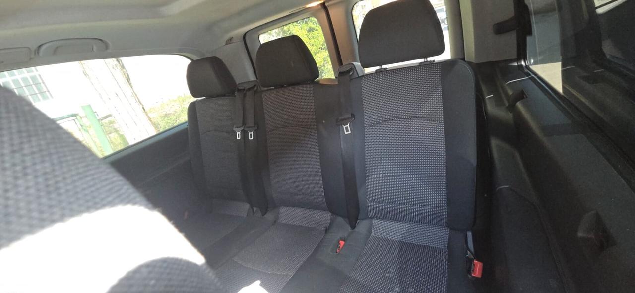 Mercedes-benz Vito 2.2 113 CDI Kombi Crew Long
