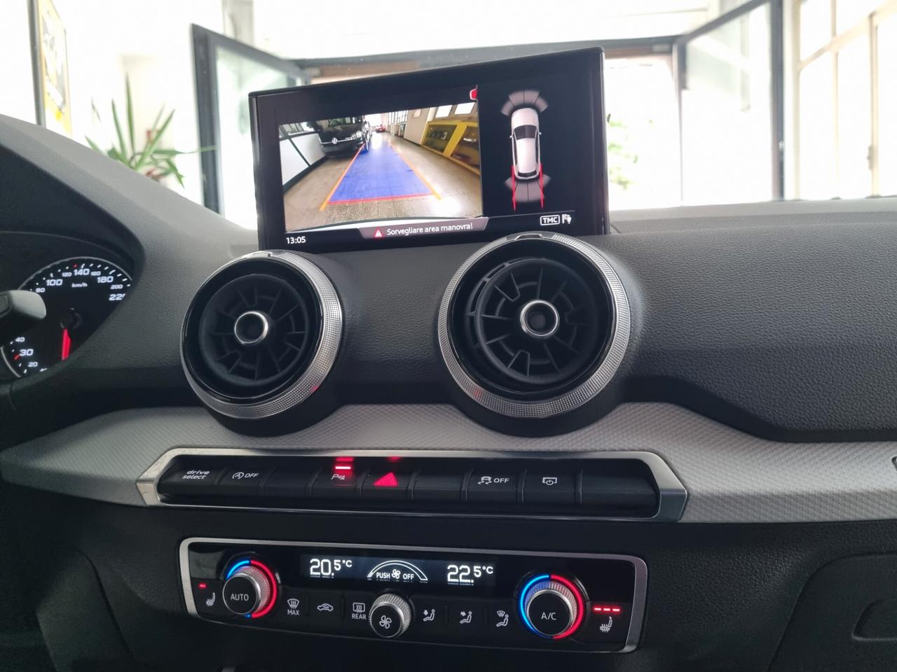 Audi Q2 30 TFSI Admired TELECAMERA, FULL LED, KEYLESS