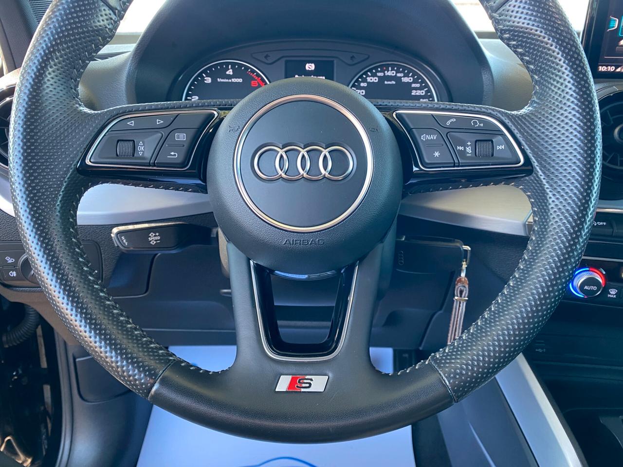 AUDI Q2 1.6 TDI S-TRONIC S-LINE NAVI PELLE XENO 18