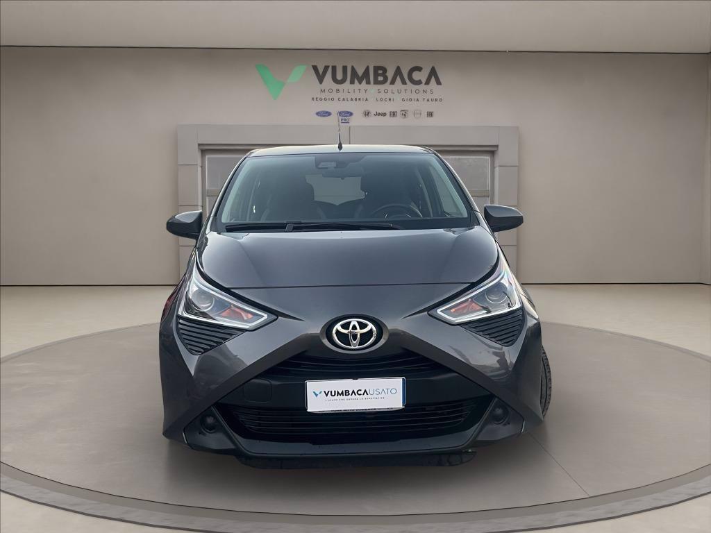 TOYOTA Aygo 5p 1.0 Lounge connect my14 del 2021