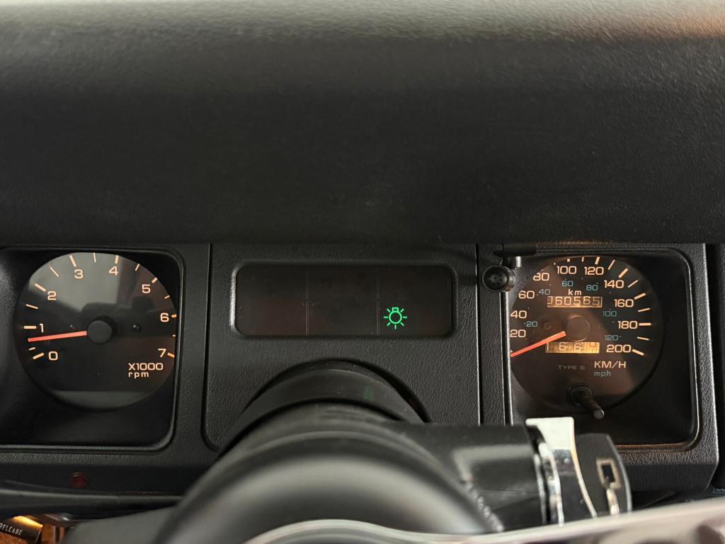 Jeep Wrangler Hard Top 4.0 Laredo autocarro