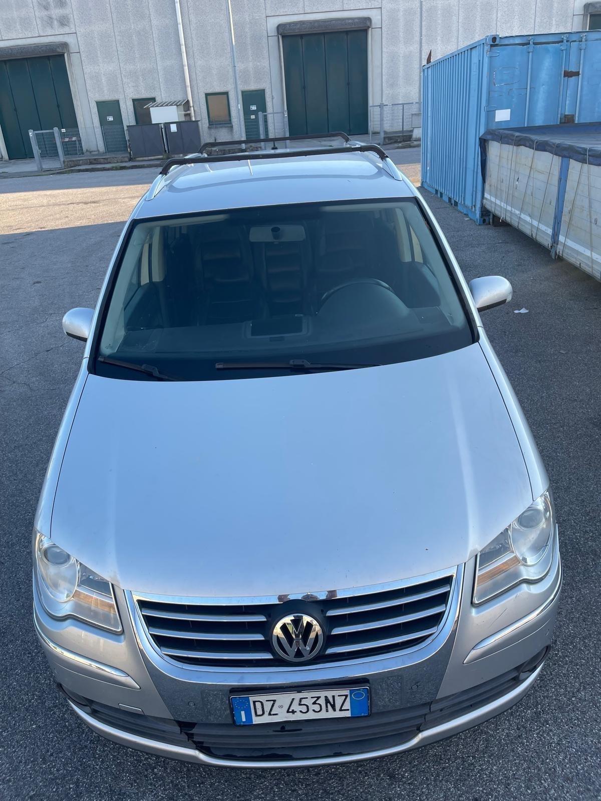 Volkswagen Touran 2.0 Highline Ecofuel