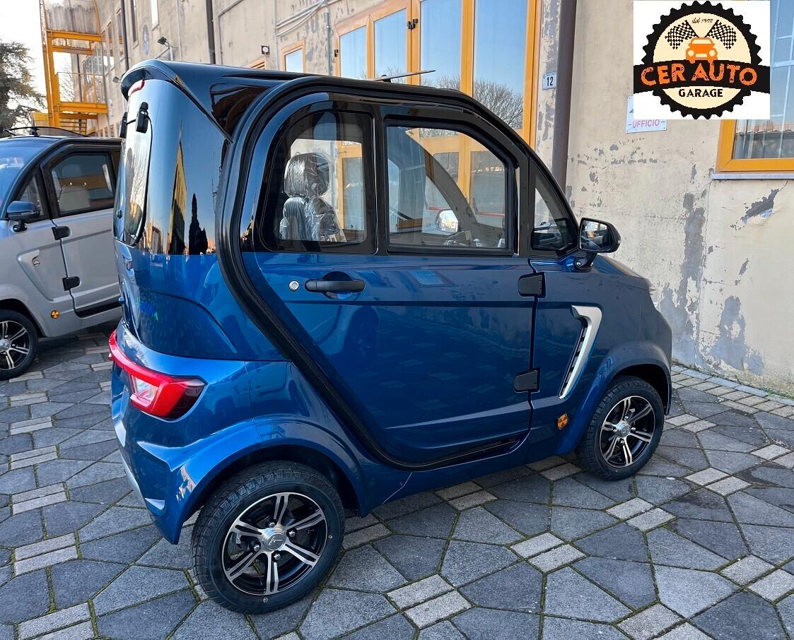 DELTA1 scooter cabinato anziani/disabili minicar microcar