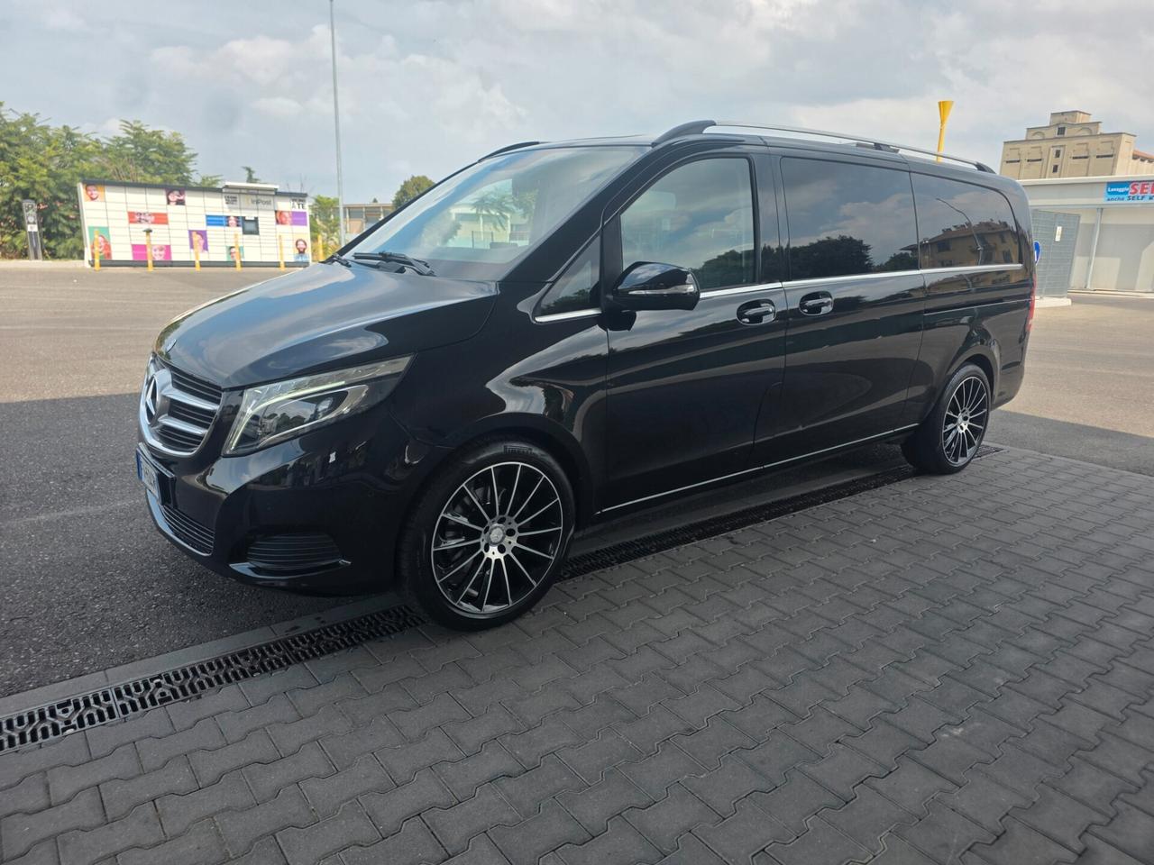 Mercedes-Benz Classe V 250 d in versione Extralonq