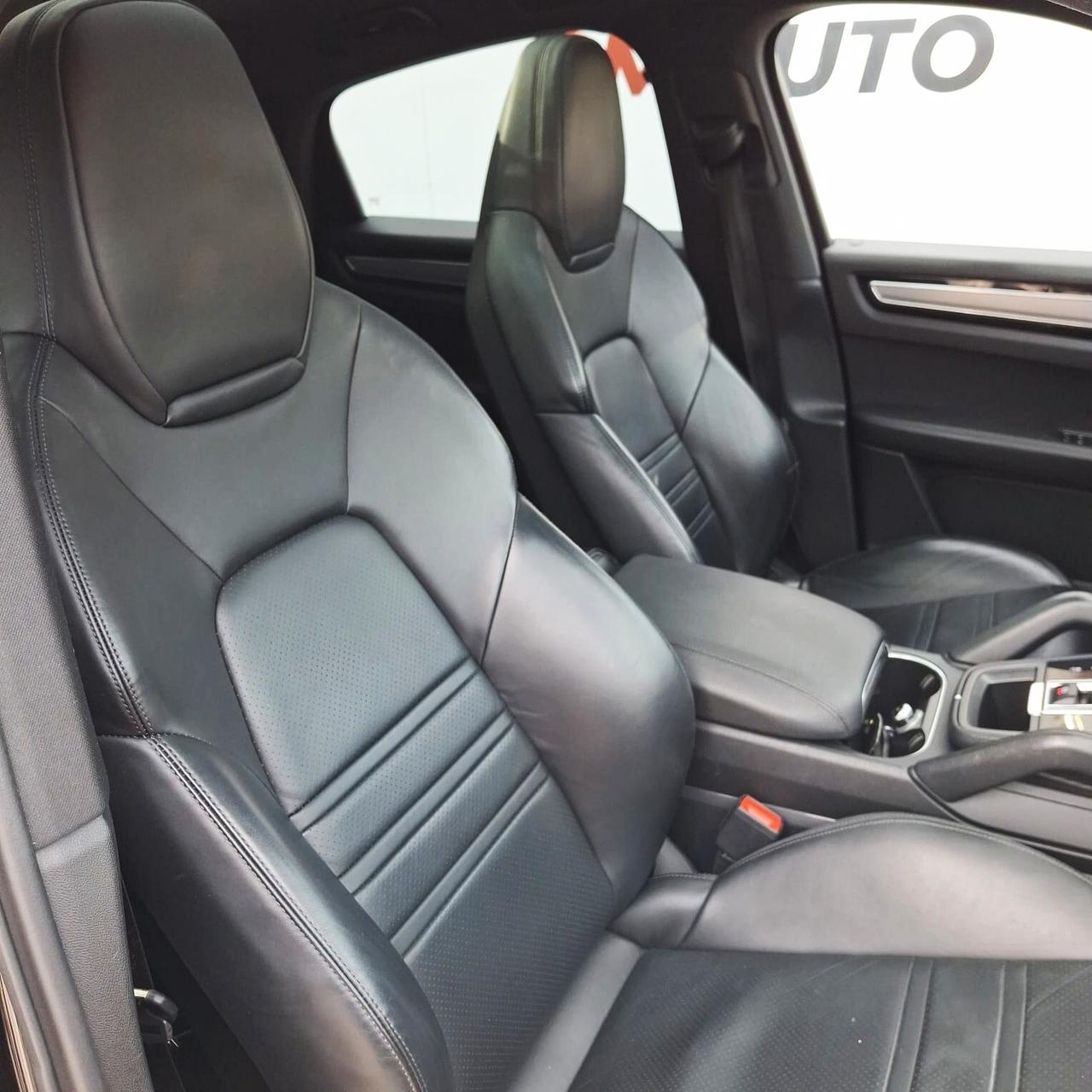 PORSCHE CAYENNE COUPE' 3.0 V6 E-Hybrid