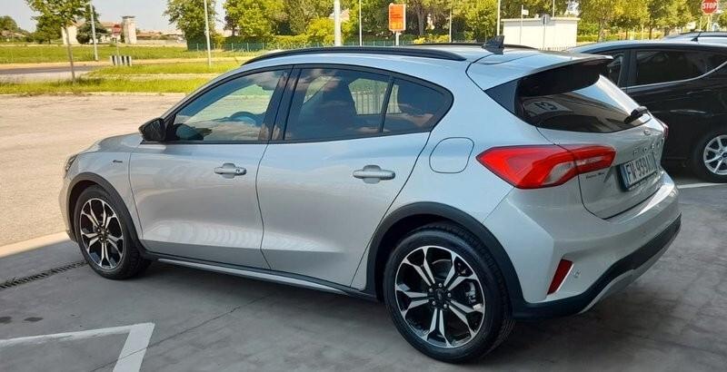 Ford Focus 1.0 EcoBoost 125 CV 5p. Active neopatentabile