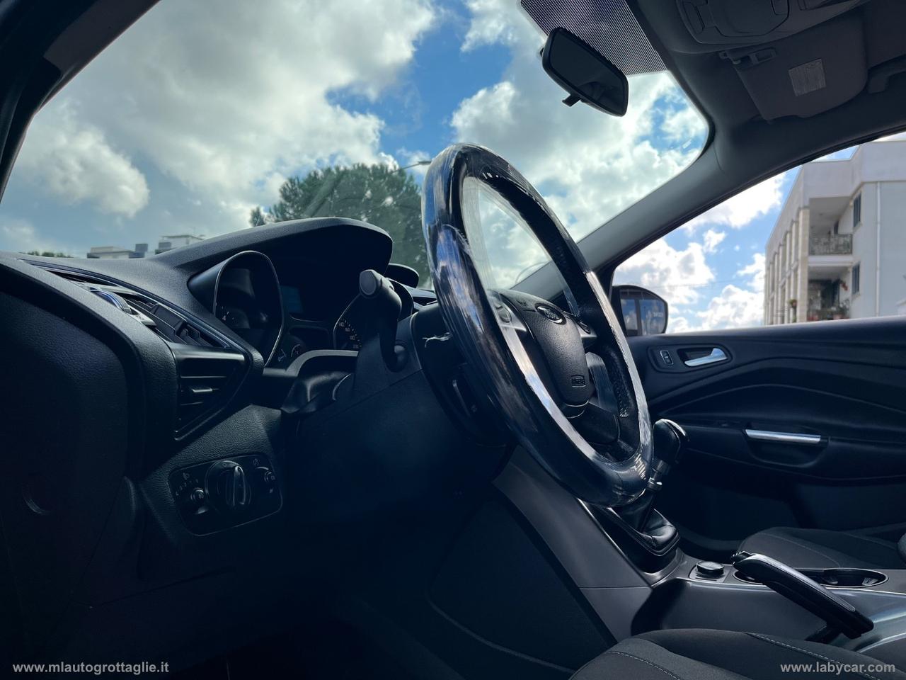 FORD Kuga 2.0 TDCI 140 CV 2WD Titanium