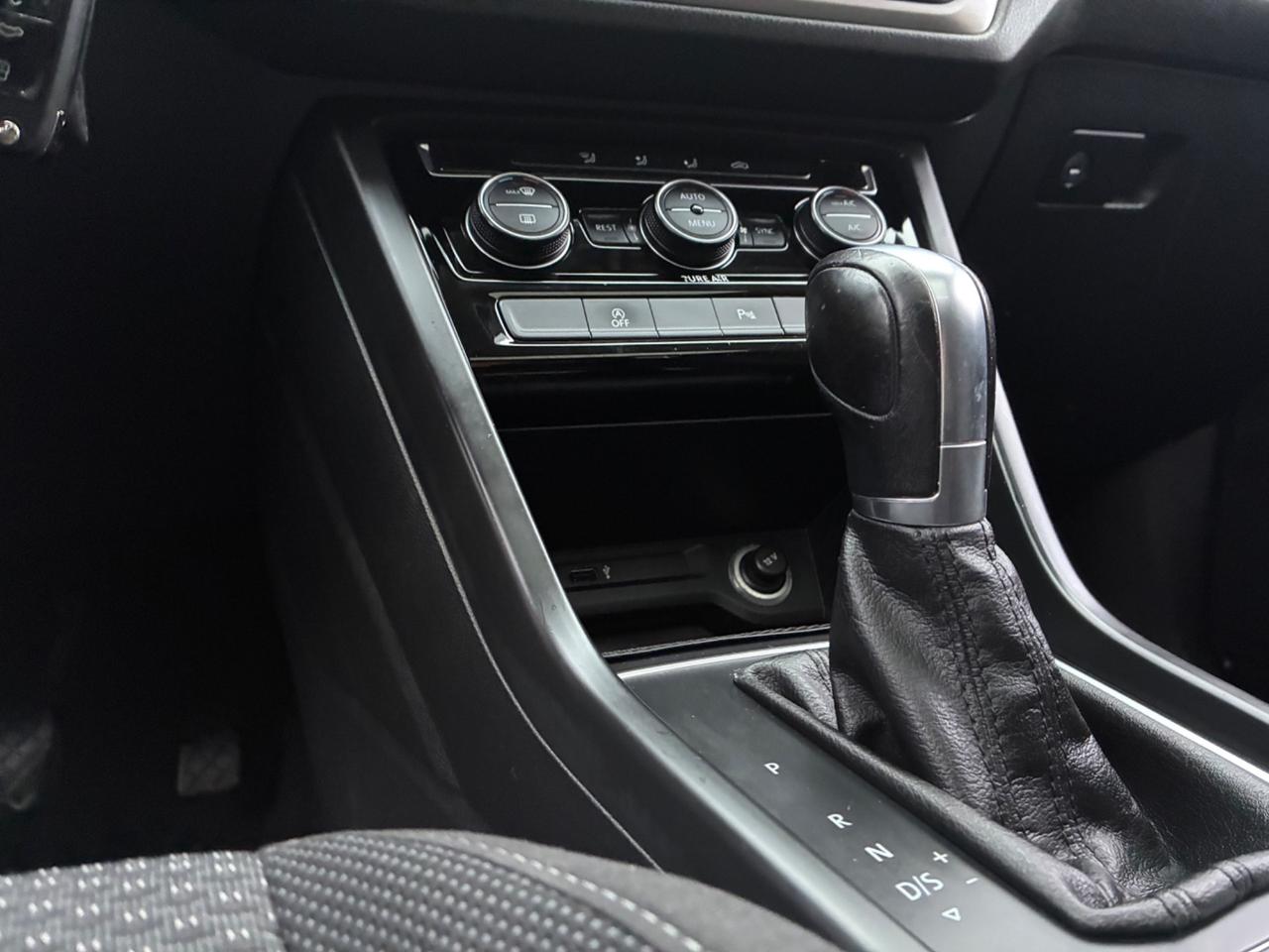 Volkswagen Touran 1.5 TSI EVO DSG Executive BlueMotion Technology